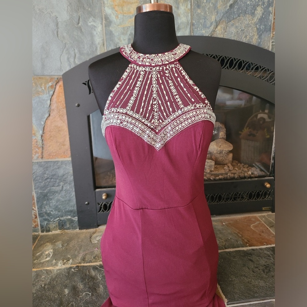 Say Yes to the Prom Jeweled High Neck Maxi Dress, jeweled collar wine red sz 5 - Picture 7 of 15